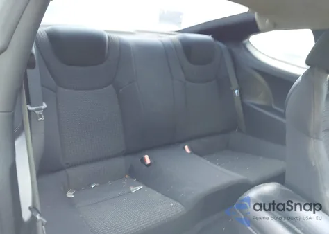 2011 Hyundai Genesis 2.0T z USA, uszkodzony, nr VIN KMHHT6KD2BU060124